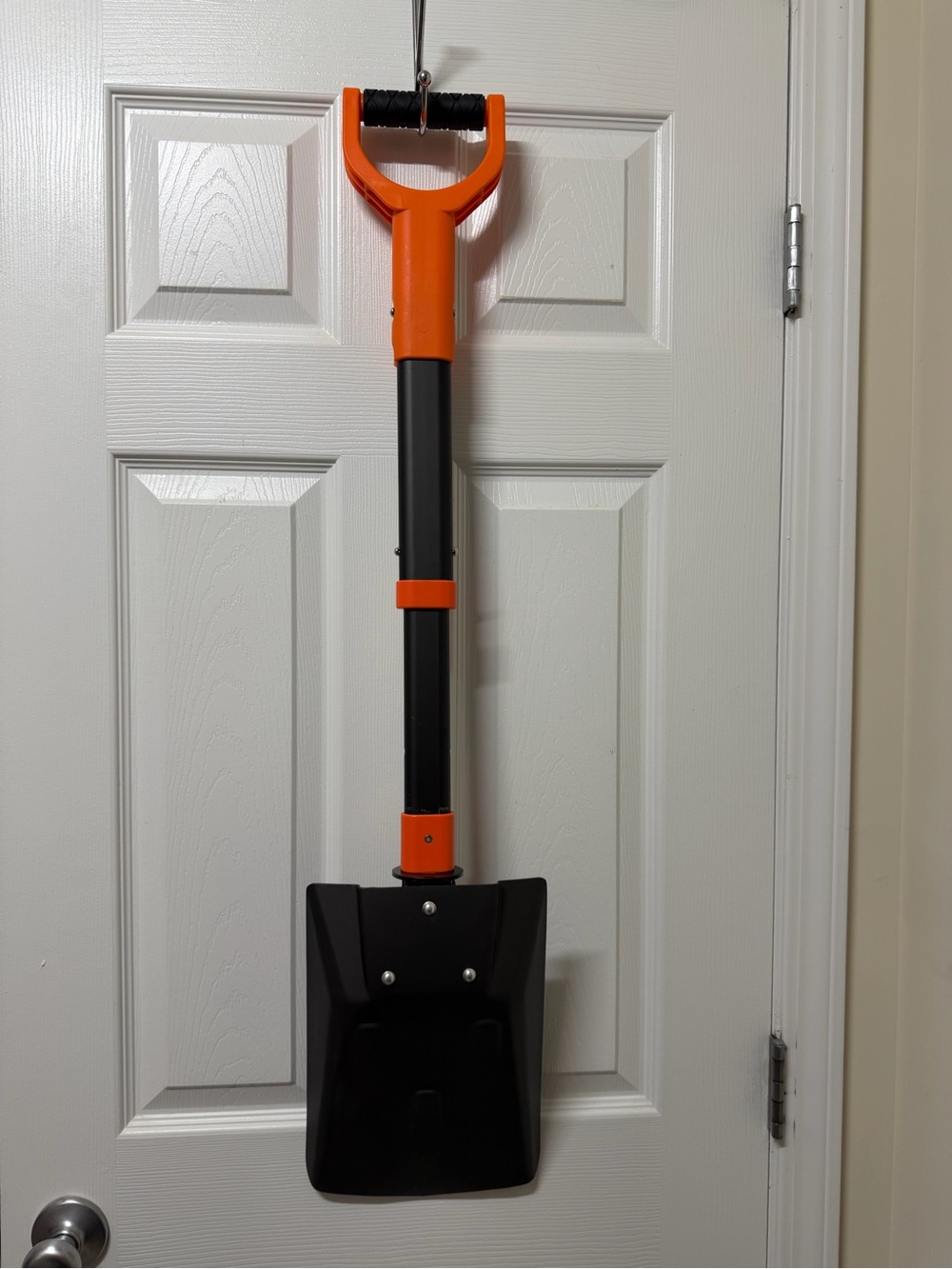 Astroai Orange and Black Collapsible Snow Shovel with D-Grip